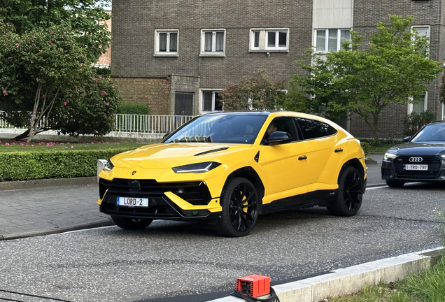 Lamborghini Urus S