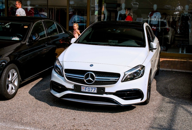 Mercedes-AMG A 45 W176 2015