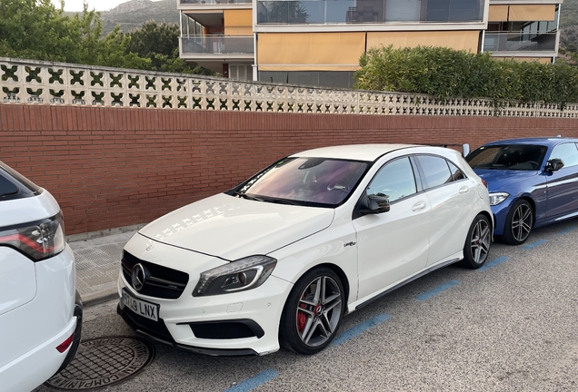 Mercedes-Benz A 45 AMG