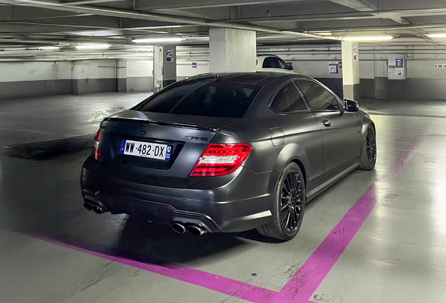 Mercedes-Benz C 63 AMG W204 2012