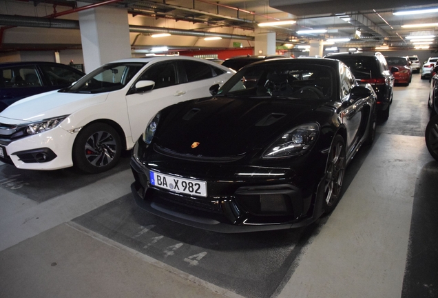 Porsche 718 Cayman GT4 RS