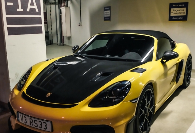 Porsche 718 Spyder RS Weissach Package
