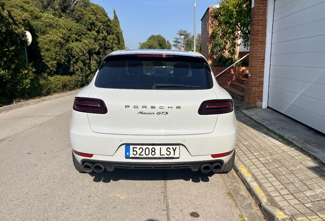 Porsche 95B Macan GTS