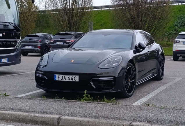 Porsche 971 Panamera Turbo S E-Hybrid Sport Turismo