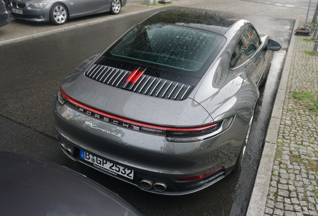 Porsche 992 Carrera 4S