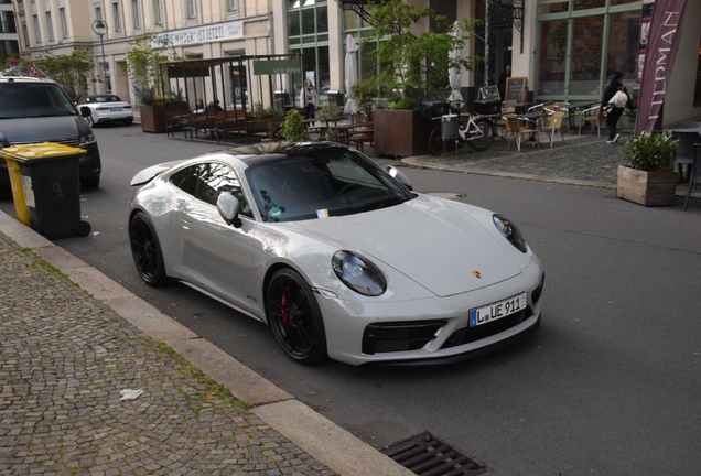 Porsche 992 Carrera GTS