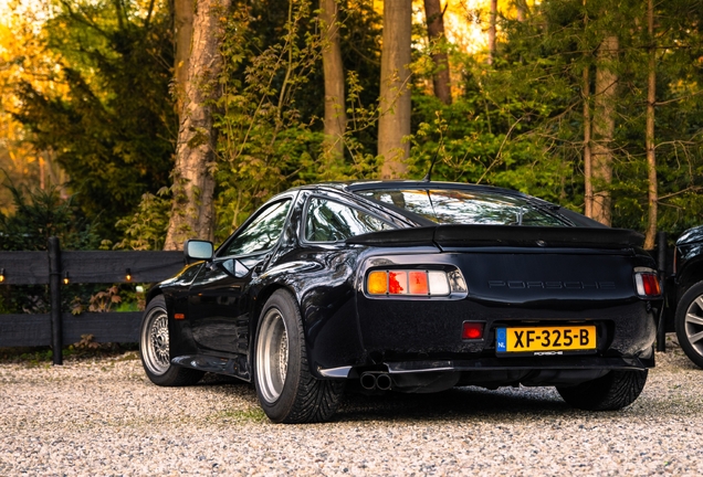 Porsche Strosek Ultra 928 Version III