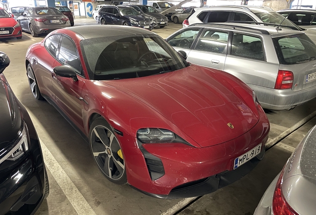Porsche Taycan Turbo S