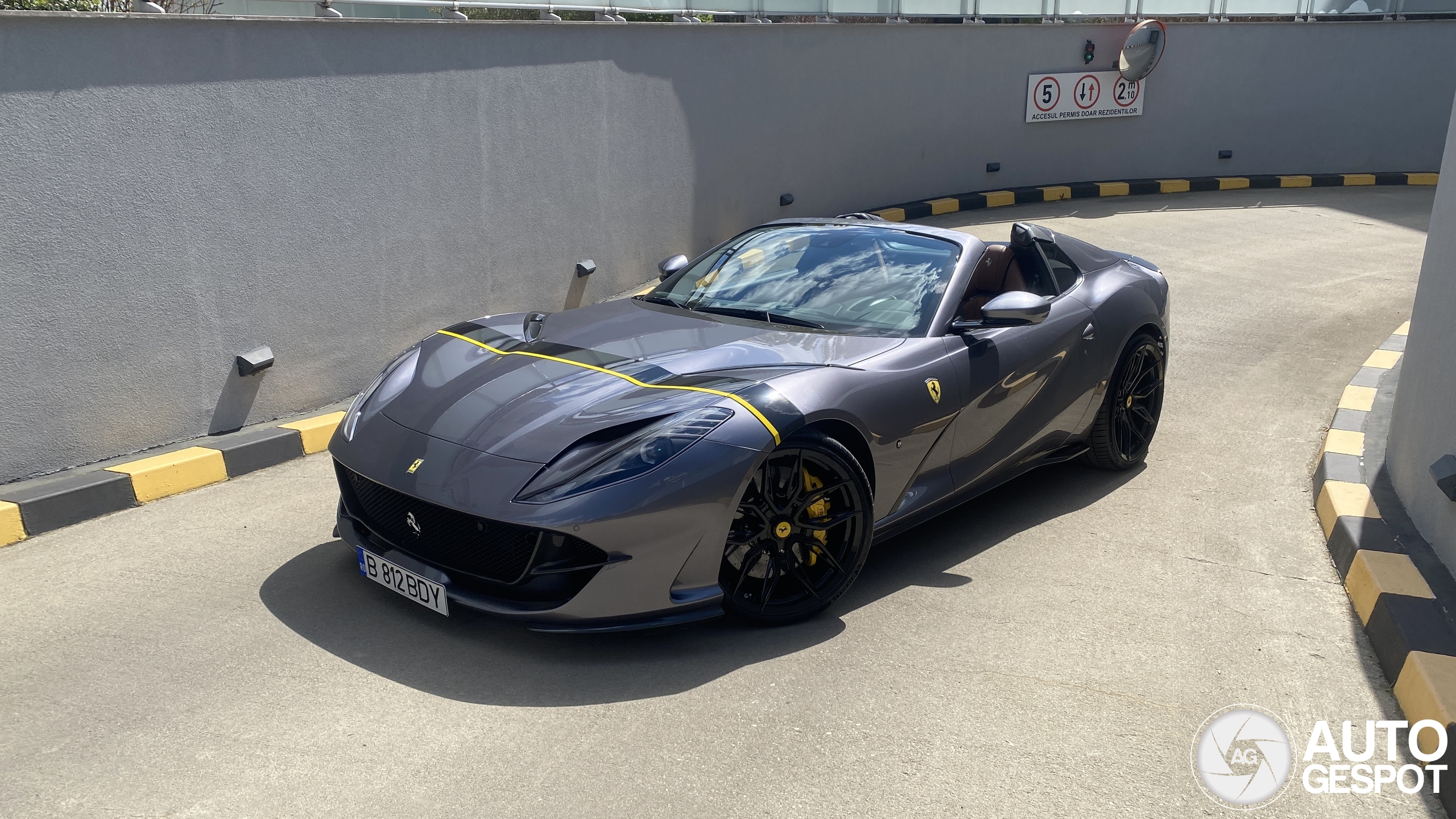 Ferrari 812 GTS