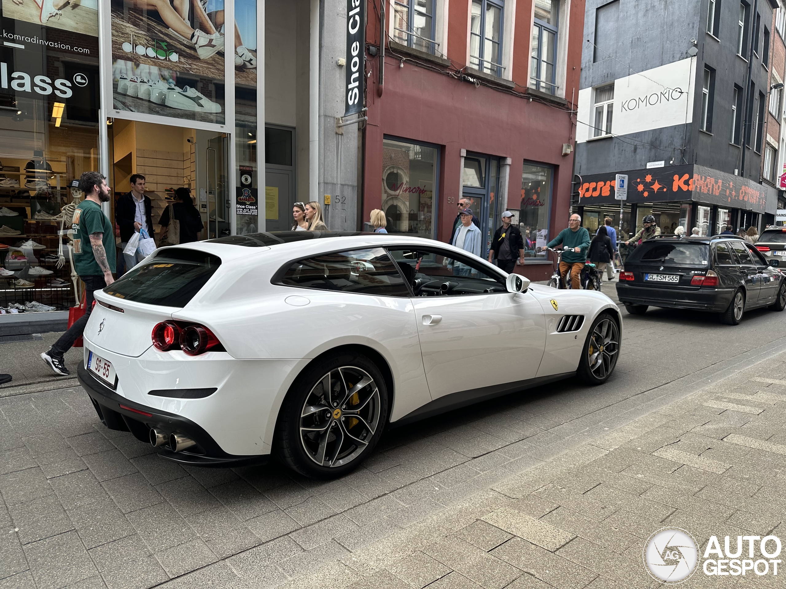 Ferrari GTC4Lusso T