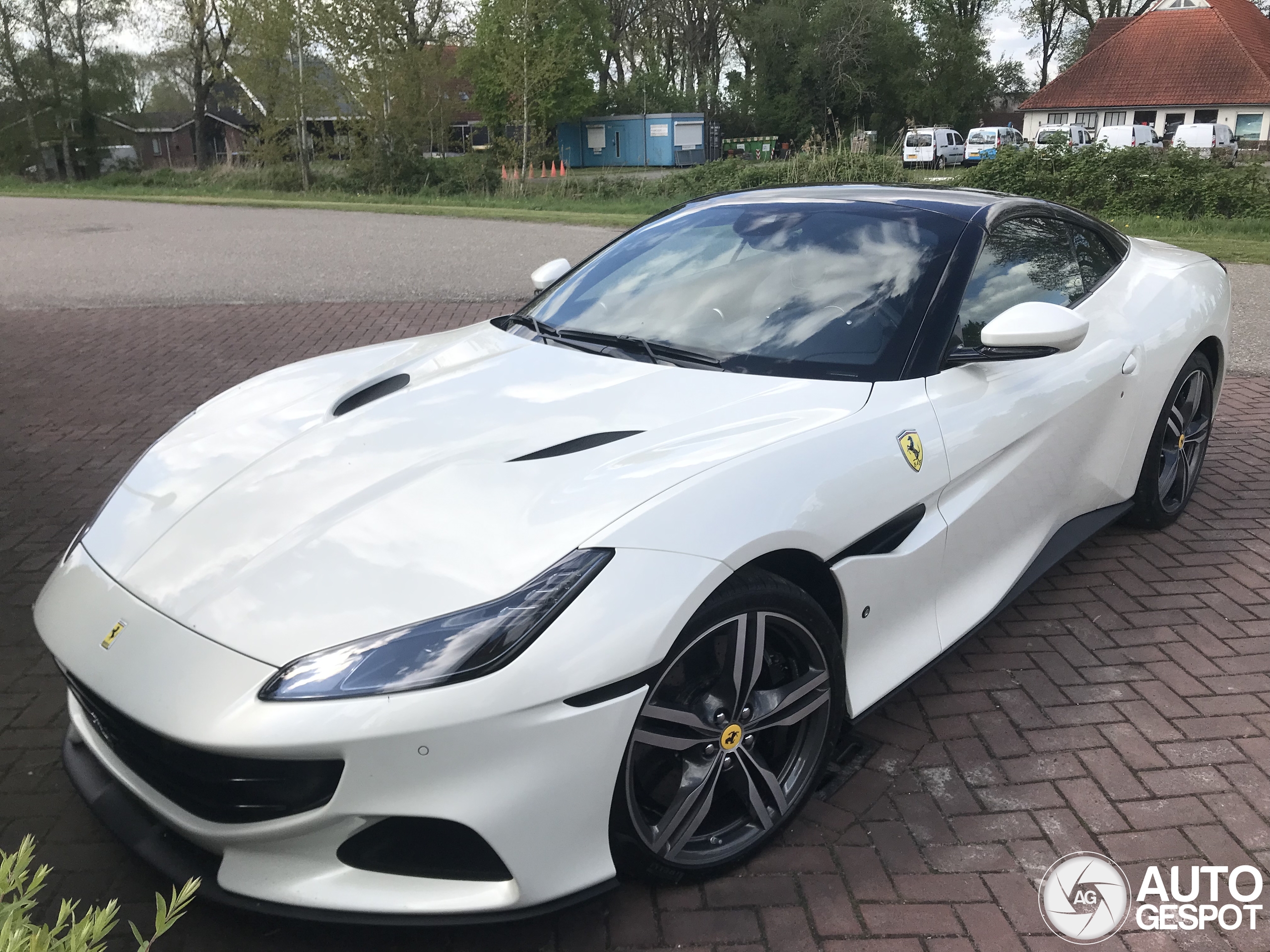 Ferrari Portofino M