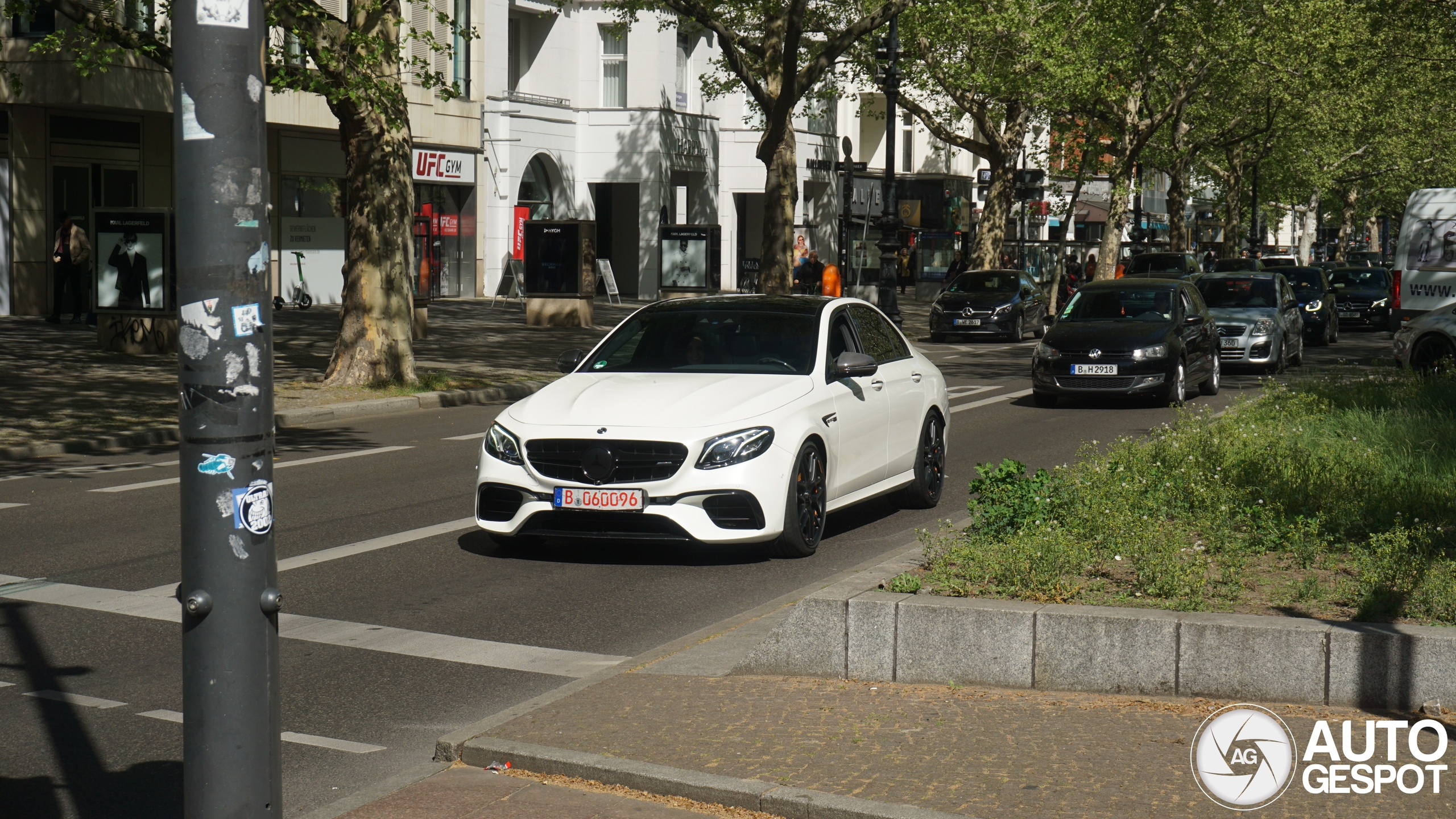 Mercedes-AMG E 63 S W213