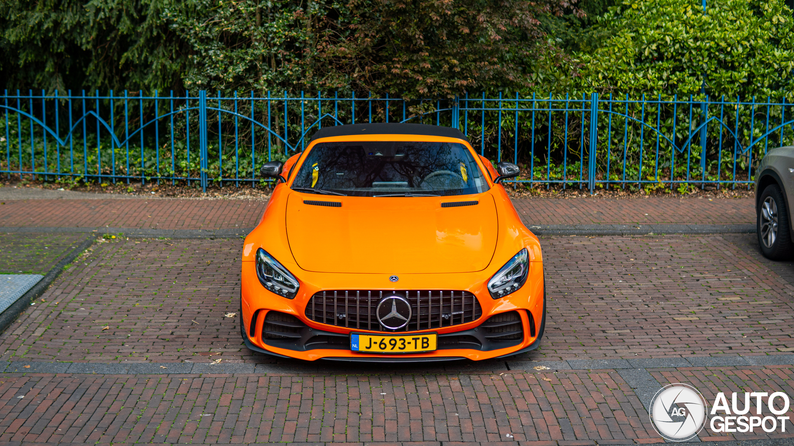 Orange fever: Our top 10 automotive picks for Koningsdag