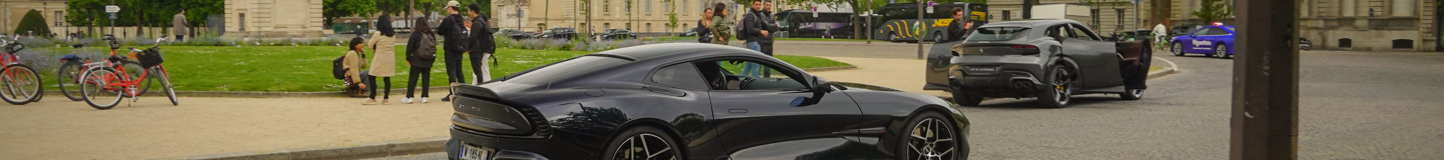 Aston Martin Vanquish 2025