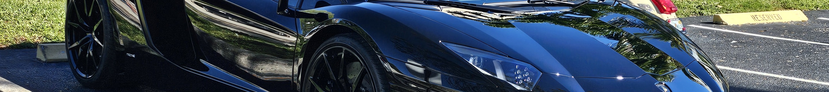 Lamborghini Aventador LP700-4