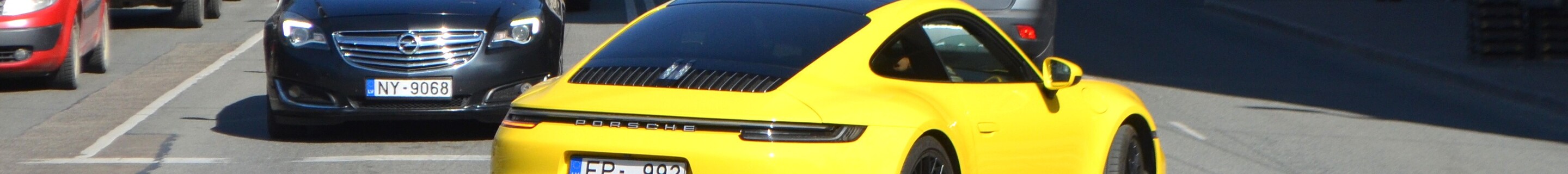 Porsche 992 Carrera S
