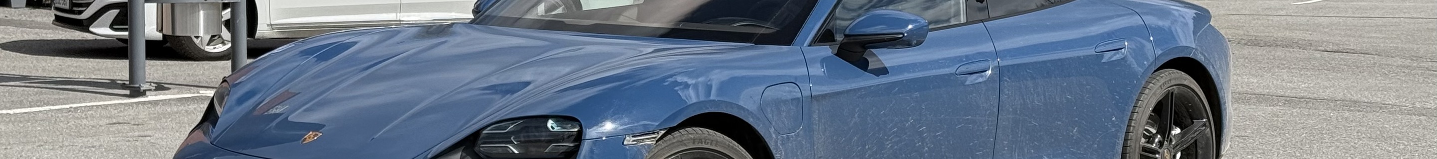 Porsche Taycan GTS