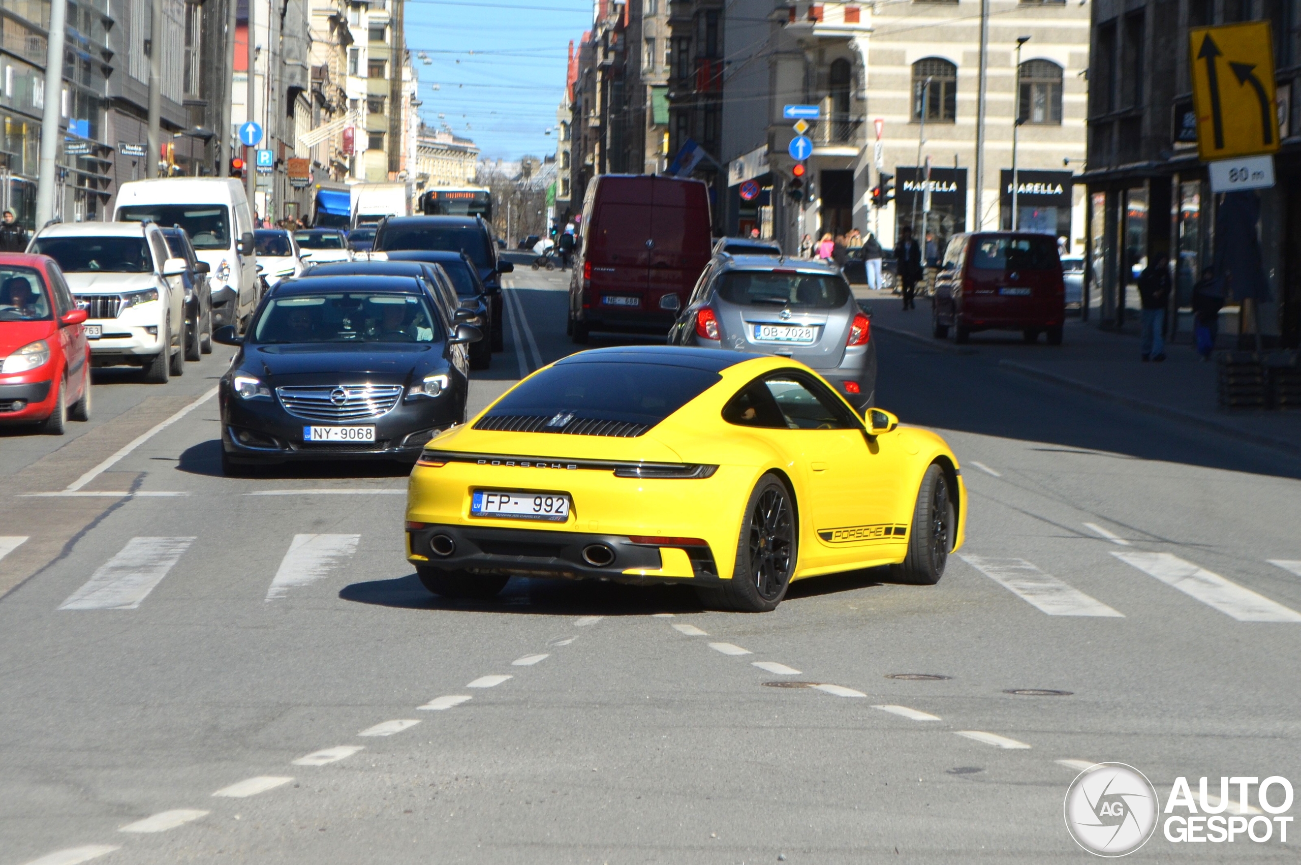 Porsche 992 Carrera S