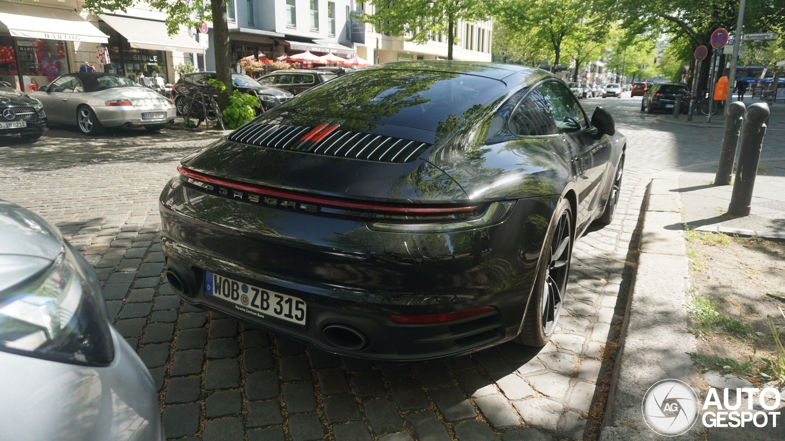 Porsche 992 Carrera 4S