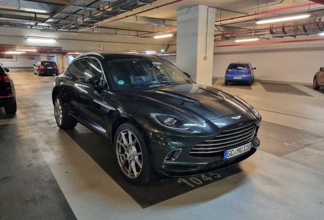 Aston Martin DBX