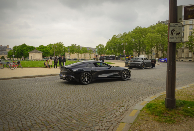 Aston Martin Vanquish 2025
