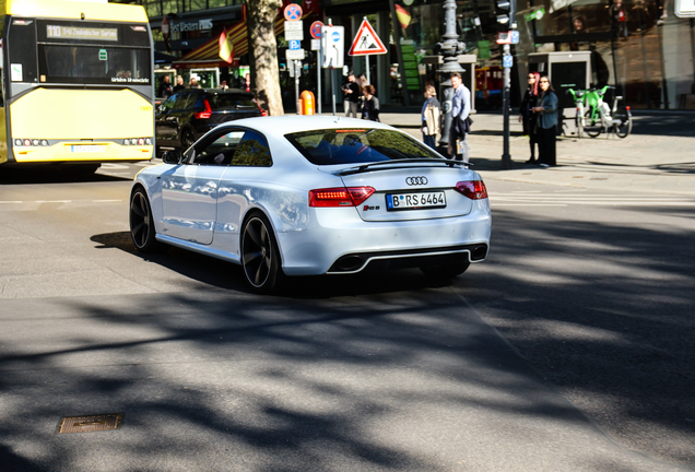 Audi RS5 B8 2012