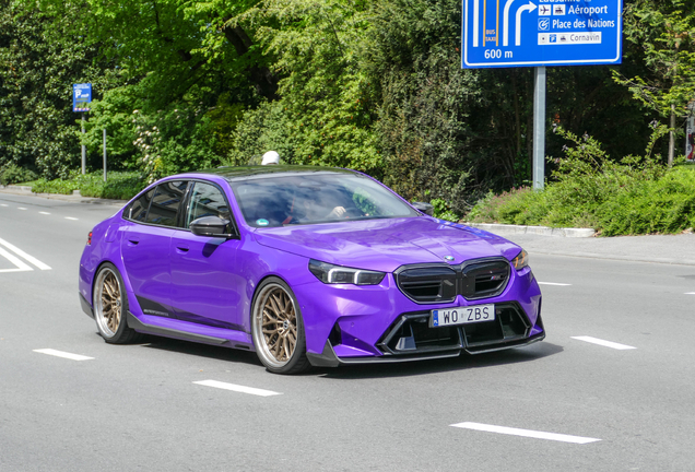 BMW M5 G90