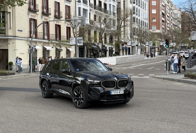 BMW XM G09