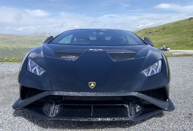 Lamborghini Huracán LP640-2 STO