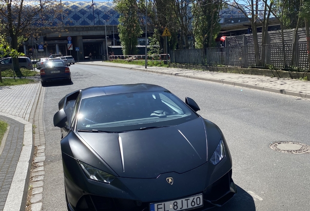 Lamborghini Huracán LP640-4 EVO