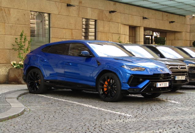 Lamborghini Urus S