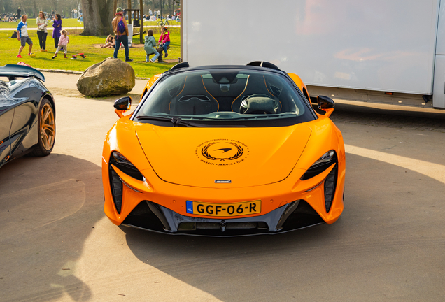 McLaren Artura Spider