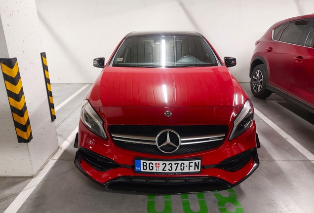 Mercedes-AMG A 45 W176 2015