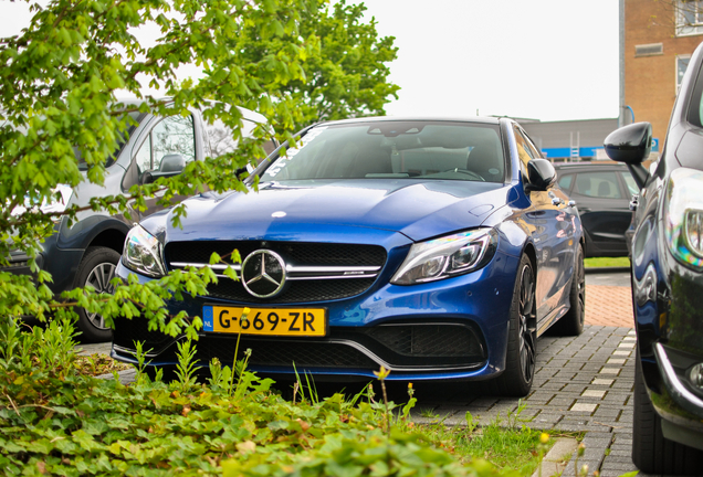 Mercedes-AMG C 63 S W205
