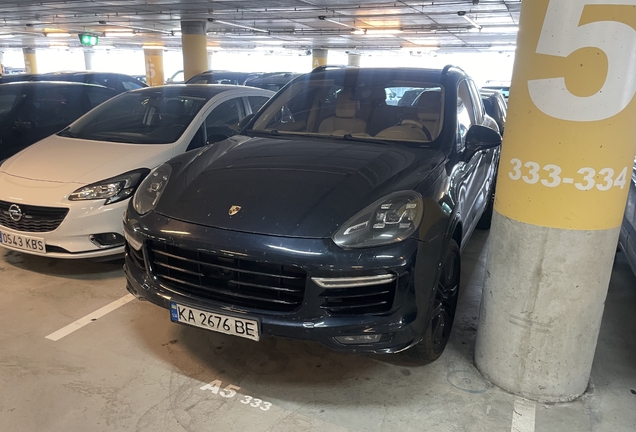 Porsche 958 Cayenne Turbo MkII