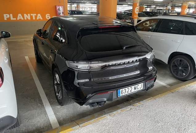 Porsche 95B Macan GTS MkIII