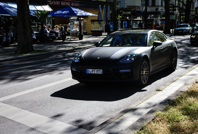 Porsche 971 Panamera Turbo