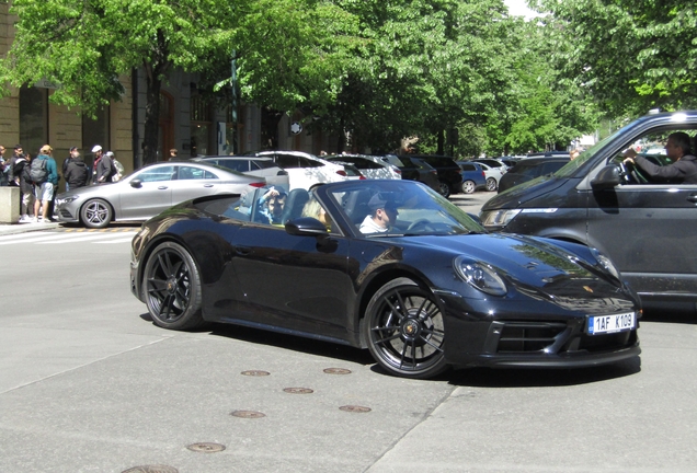 Porsche 992 Carrera GTS Cabriolet