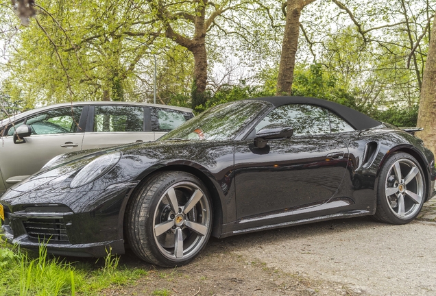 Porsche 992 Turbo S Cabriolet