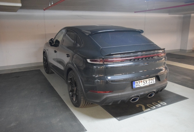 Porsche Cayenne Coupé Turbo E-Hybrid
