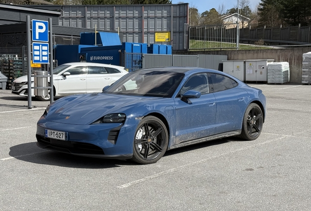 Porsche Taycan GTS