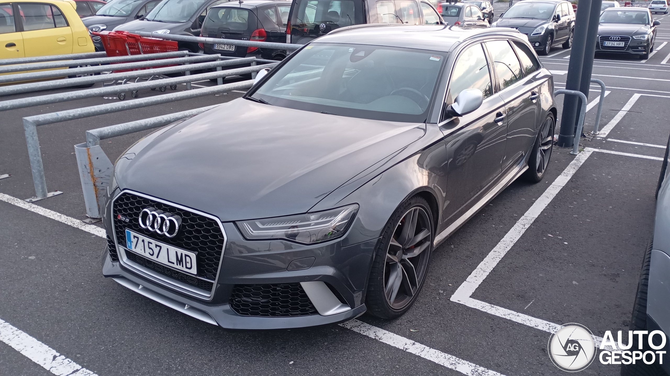 Audi RS6 Avant C7 2015