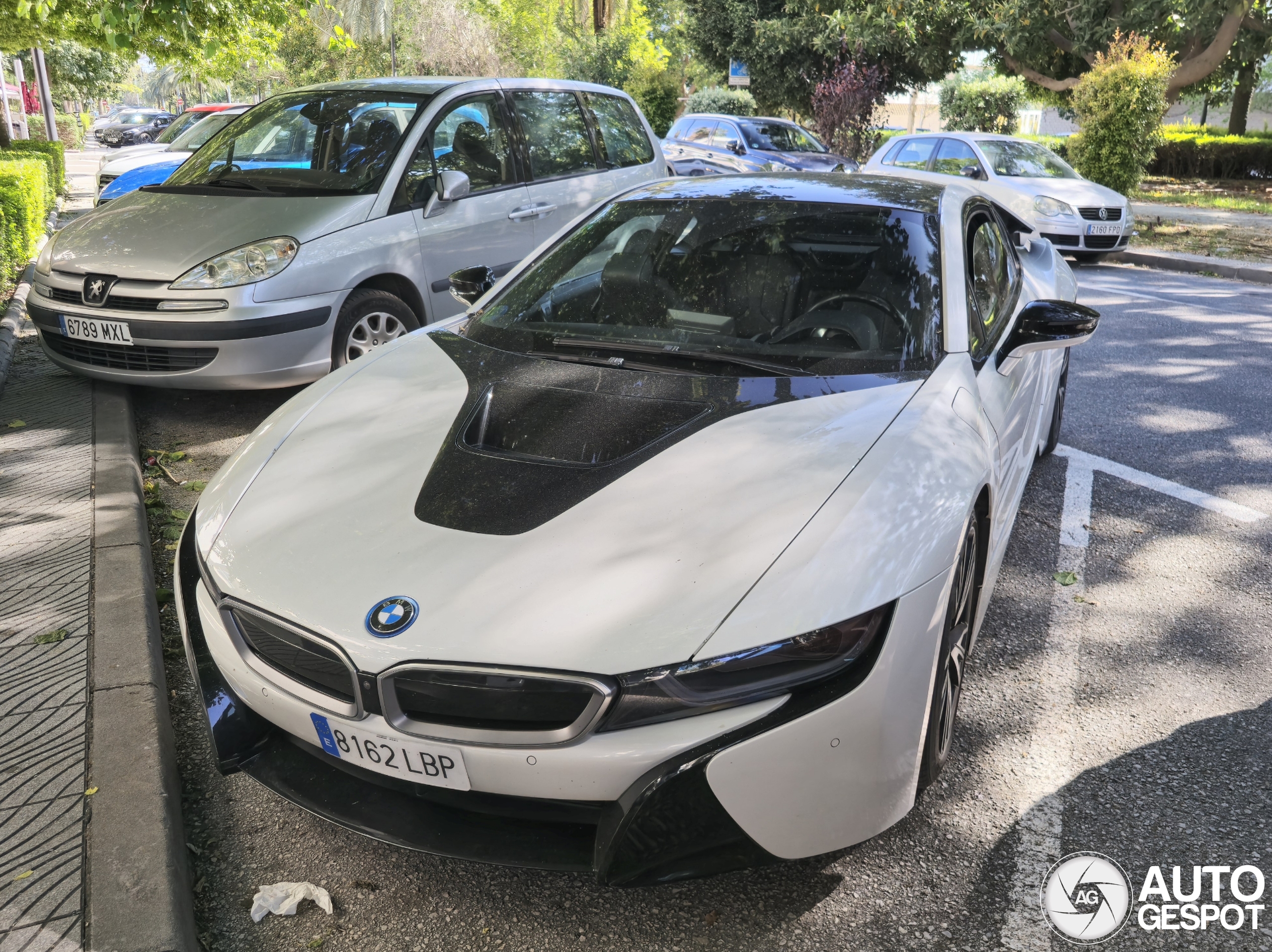 BMW i8