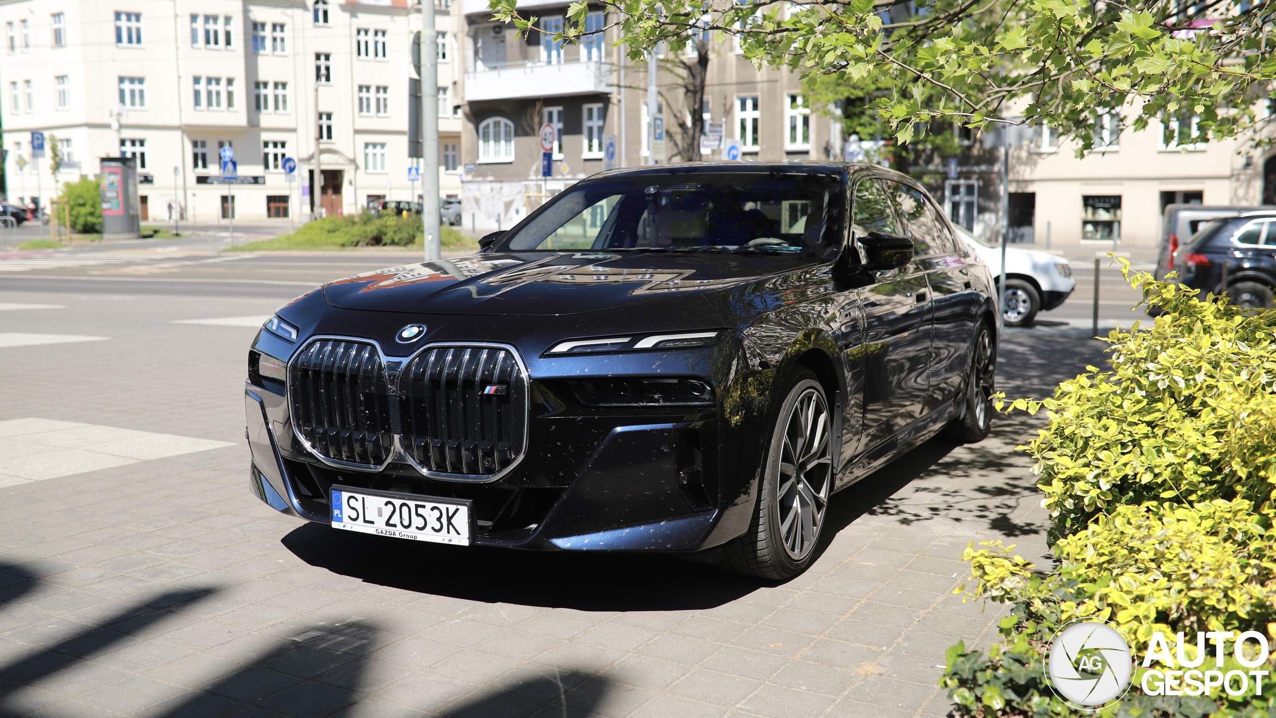 BMW M760e xDrive