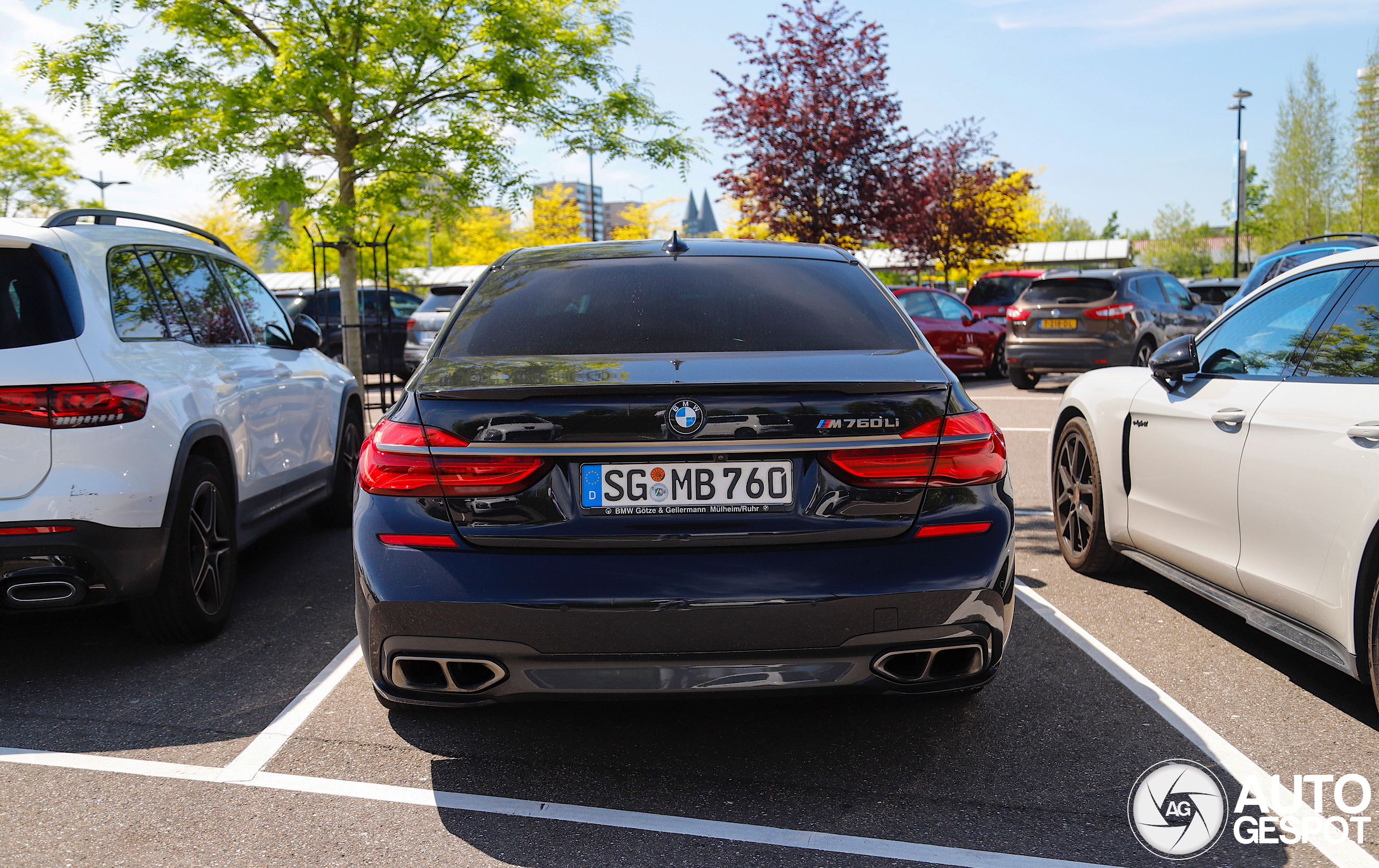 BMW M760Li xDrive