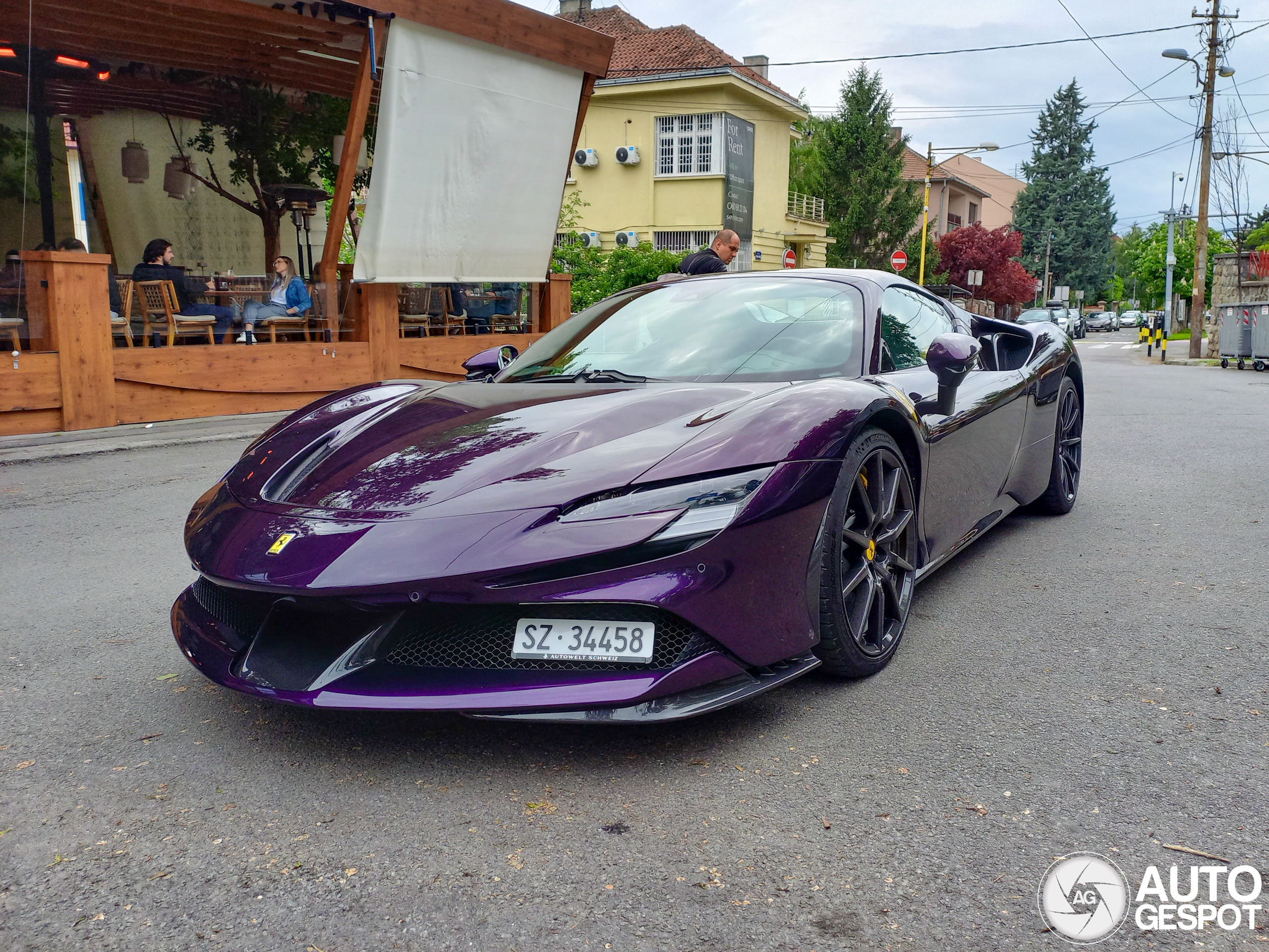 Ferrari SF90 Spider
