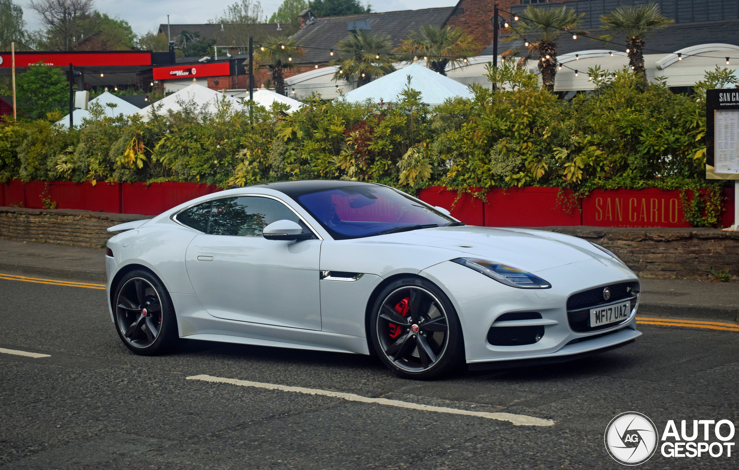 Jaguar F-TYPE R Coupé 2017