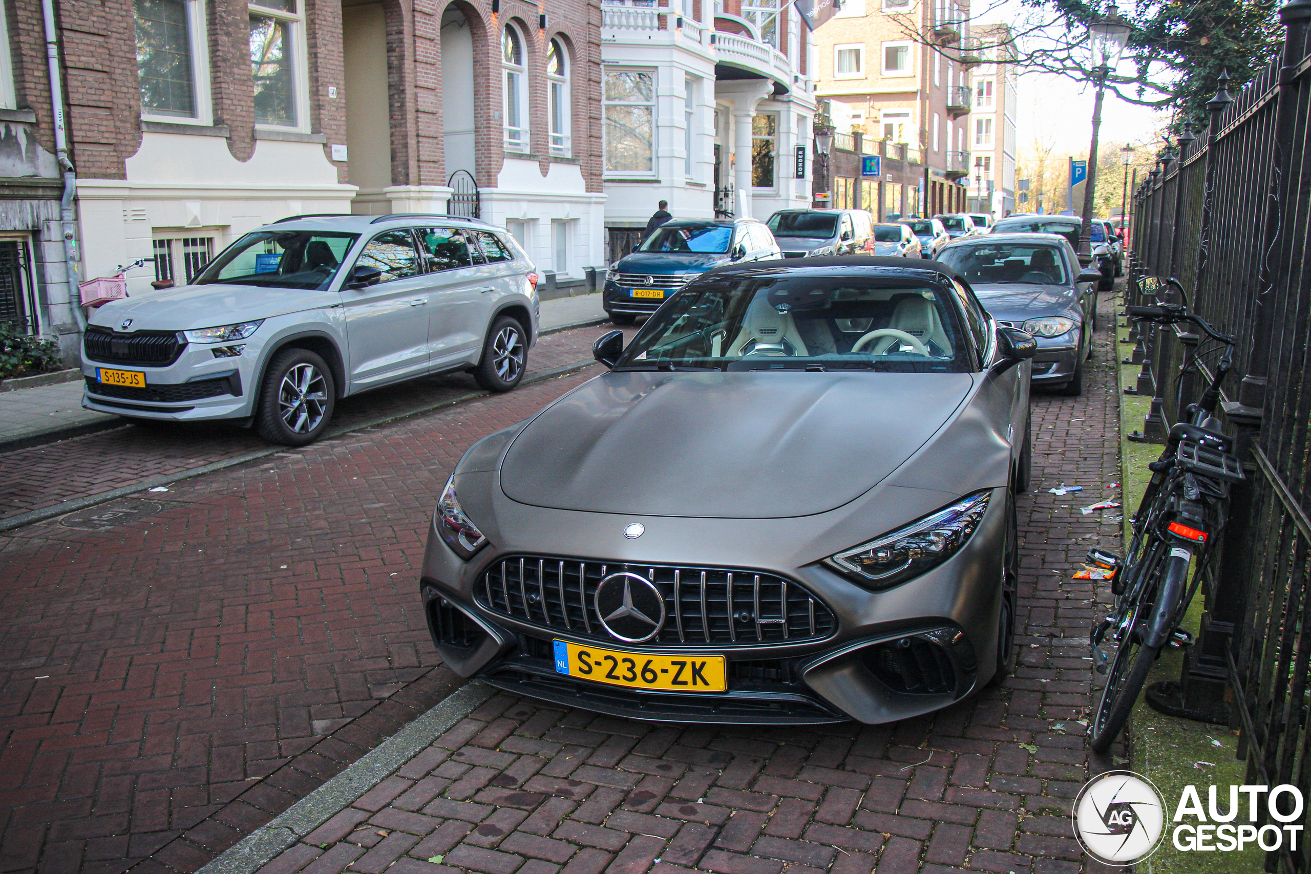 Mercedes-AMG SL 63 R232