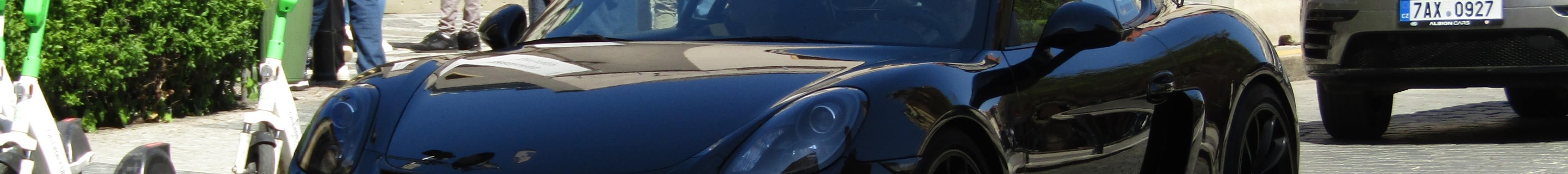 Porsche 981 Cayman GT4