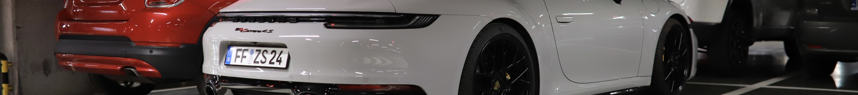 Porsche 992 Carrera 4S